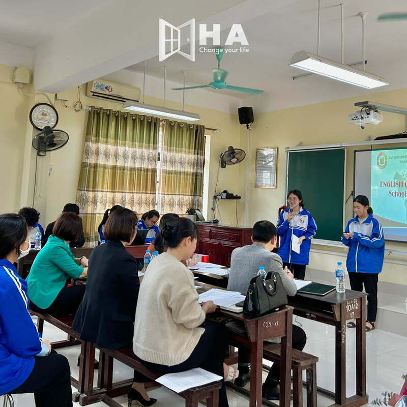 Hội thi hùng biện tiếng anh cấp trường THPT Thuận Thành 1