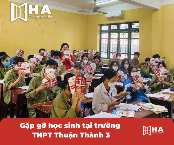 Tặng sổ tay xét tuyển IELTS 2023 tại trường THPT Thuận Thành 3