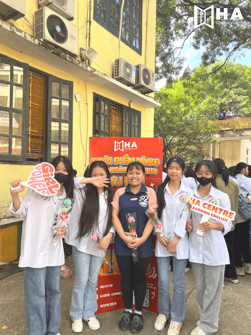 Girl Power - Sự kiện 20.10 tại trường THPT Thuận Thành 1