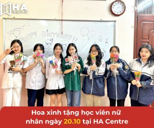 Hoa xinh tặng học viên nữ nhân ngày 20.10 tại HA Centre