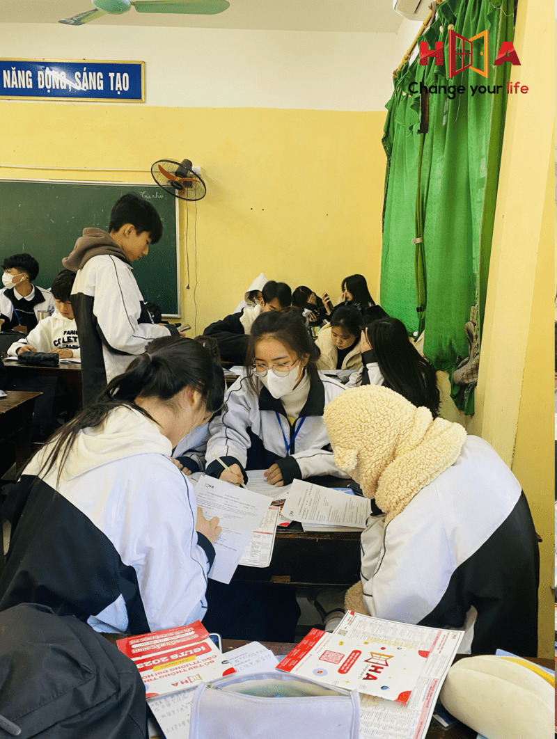 HA CENTRE gặp gỡ học sinh trường THPT Hoàng Quốc Việt, Bắc Ninh