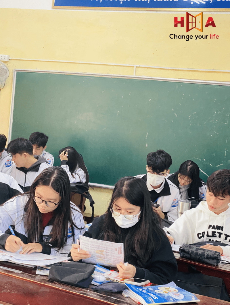 HA CENTRE gặp gỡ học sinh trường THPT Hoàng Quốc Việt, Bắc Ninh