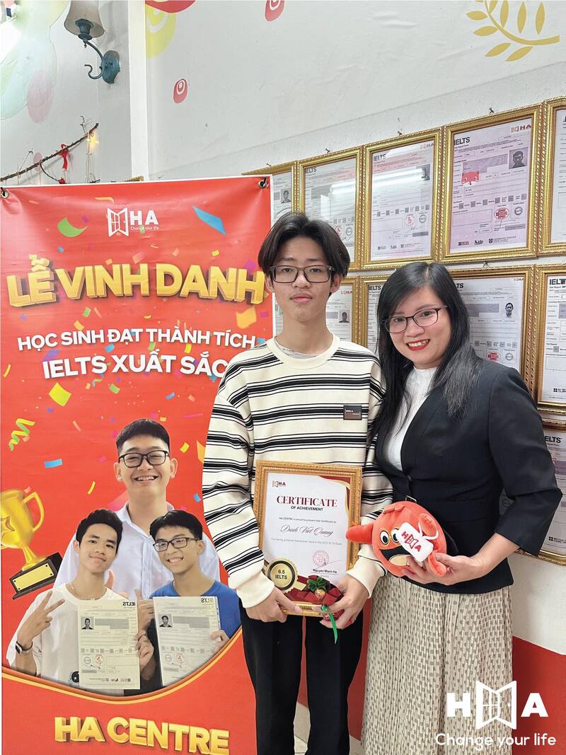 Lễ vinh danh học vên xuất sắc kỳ thi IELTS 25/11/2023