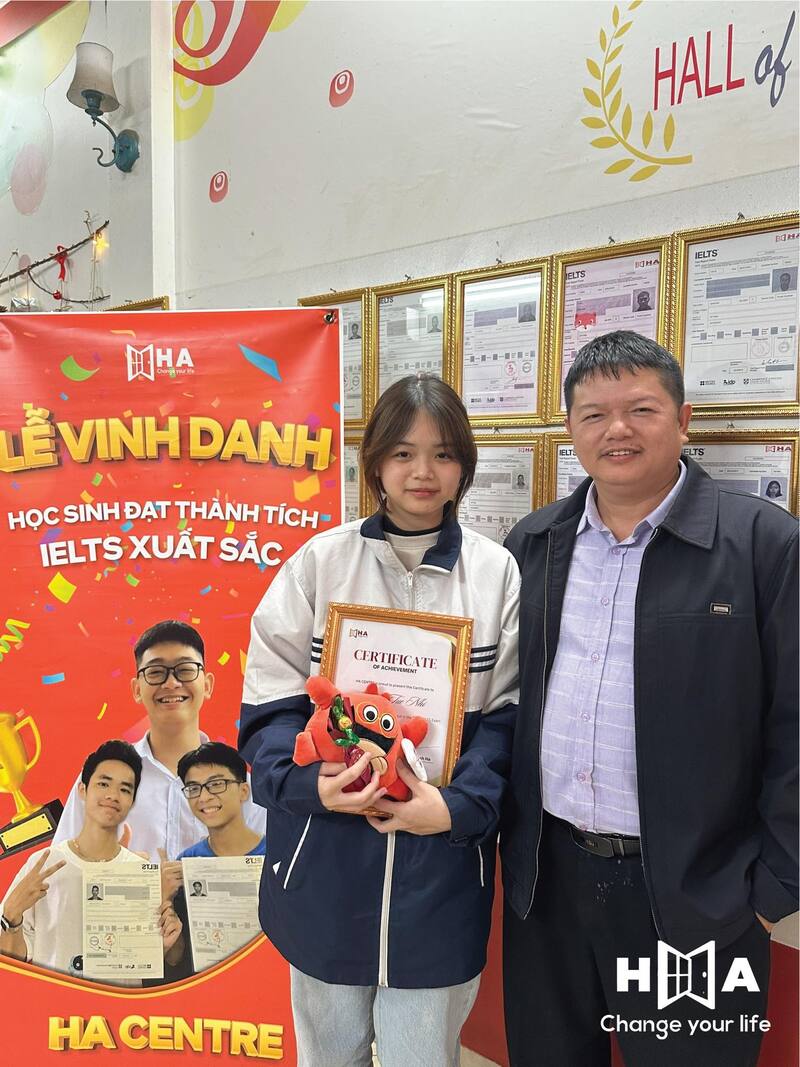 Lễ vinh danh học vên xuất sắc kỳ thi IELTS 25/11/2023
