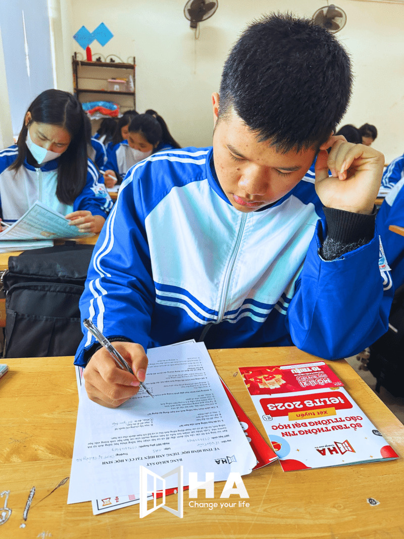 HA CENTRE gặp gỡ học sinh trường THPT Lý Thường Kiệt Bắc Ninh