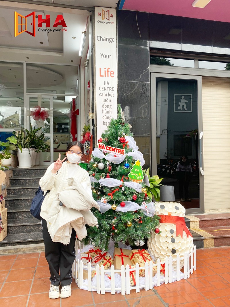 Không khí Giáng sinh rộn ràng tại HA CENTRE