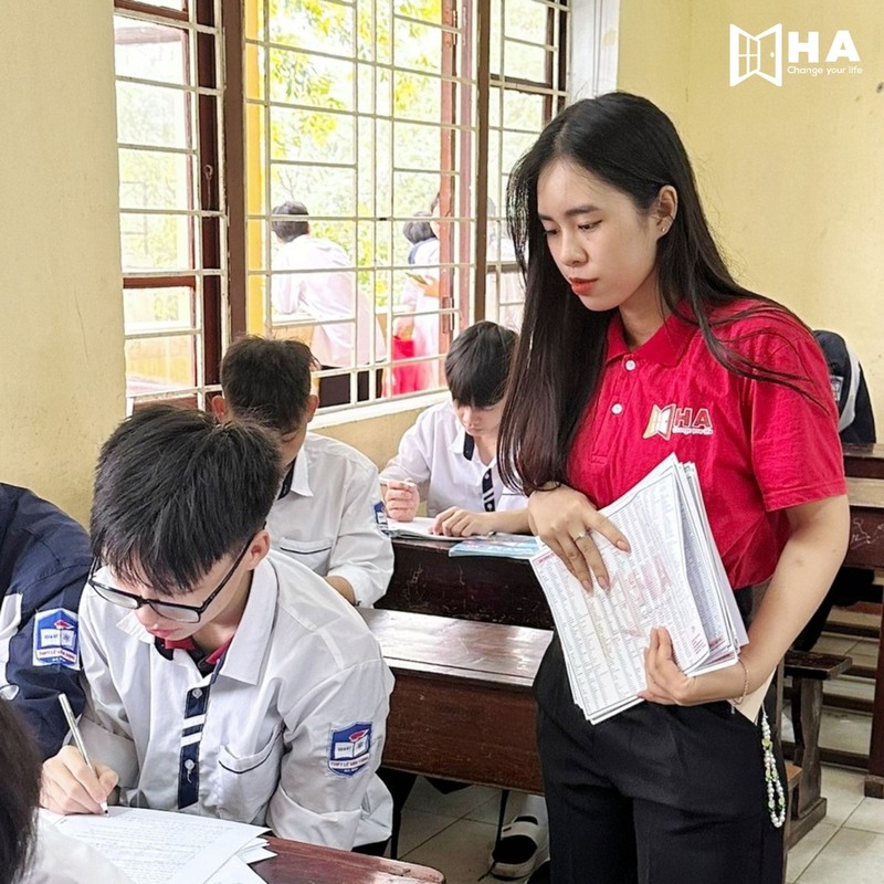 HA Centre giao lưu cùng học sinh trường THPT Lê Văn Thịnh, Gia Bình,Bắc Ninh