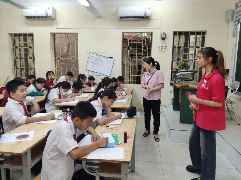 HA Centre đồng hành cùng học sinh trường THCS Châu Khê, Từ Sơn