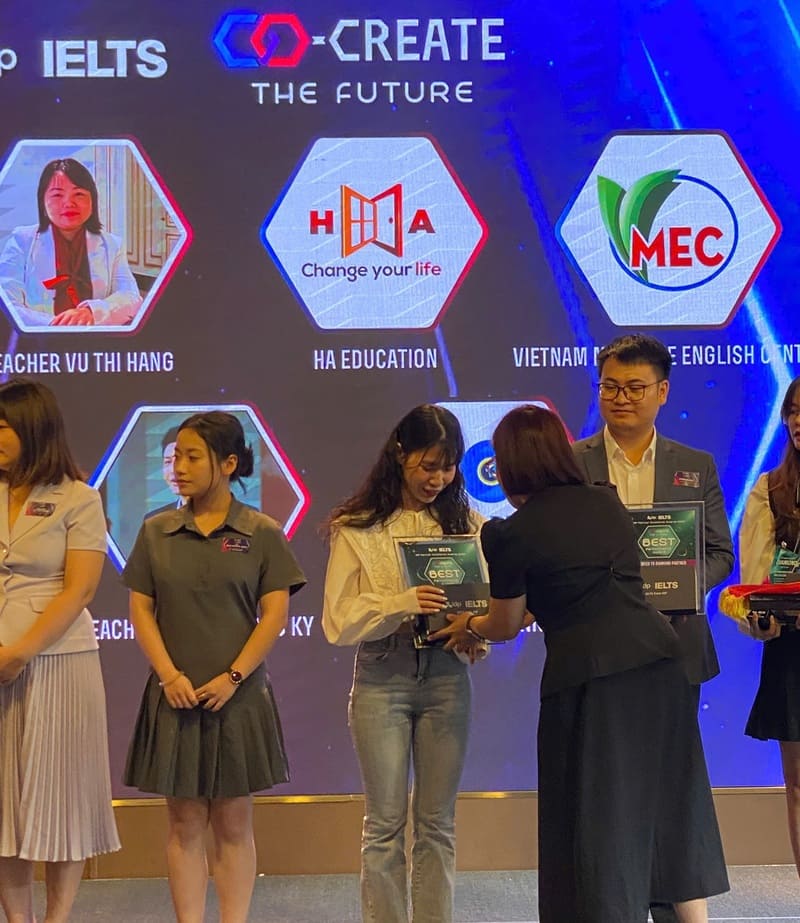 HA Centre vinh dự là đối tác hạng DIAMOND của IDP Việt Nam 2025